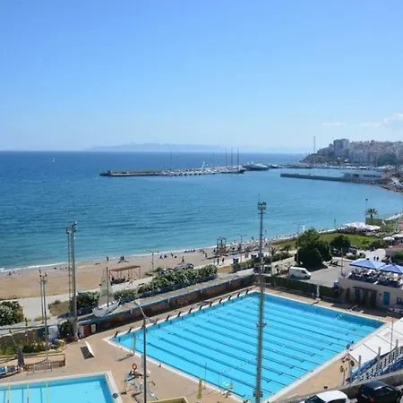 Lianos Apartments Business Class A Pireus Exteriér fotografie