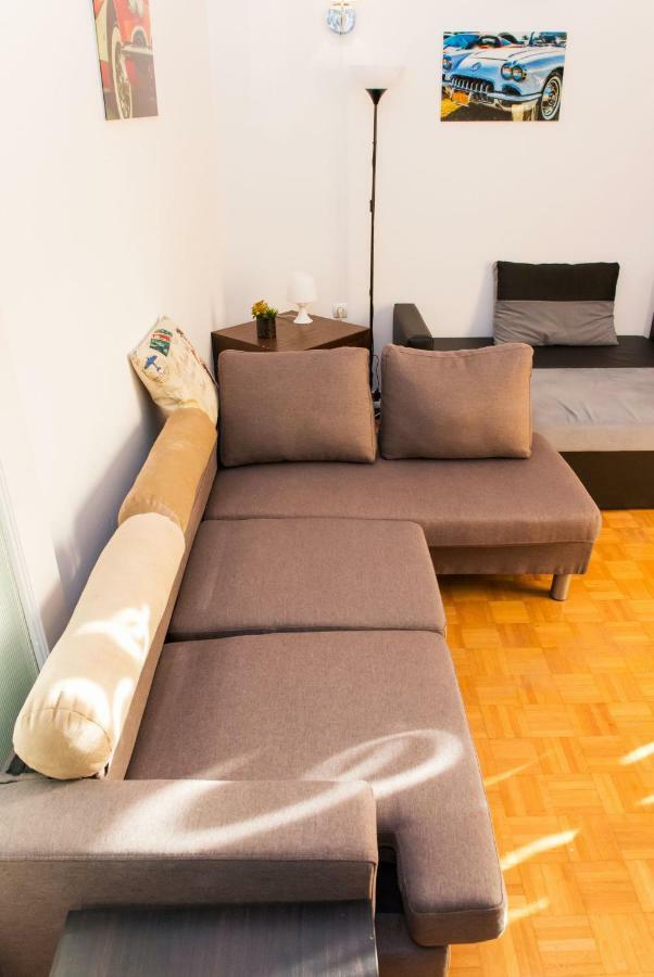 Lianos Business Class A Apartment *